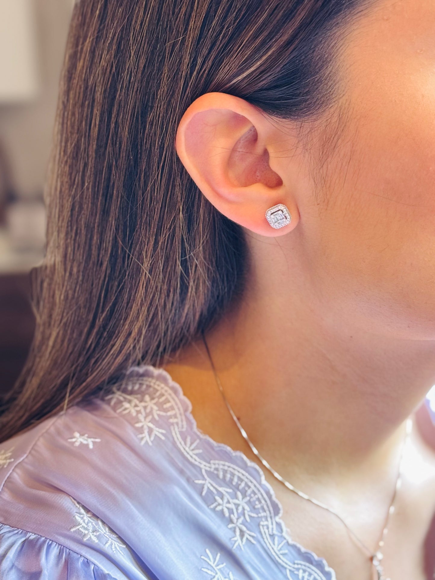 Aretes de diamantes en oro de 14k