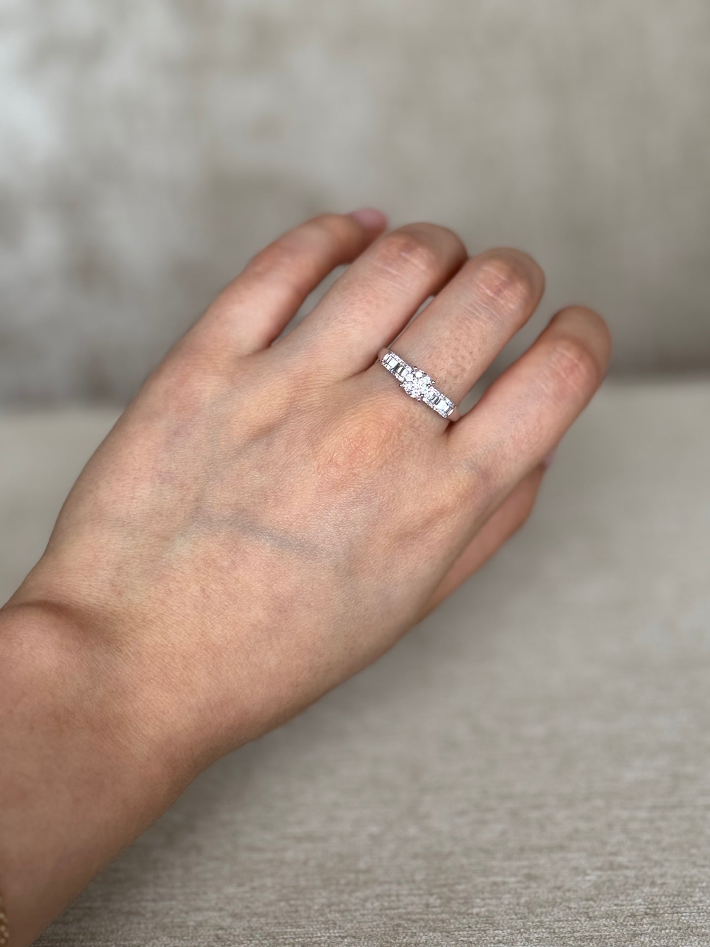 Anillo Diamantes cluster 14k