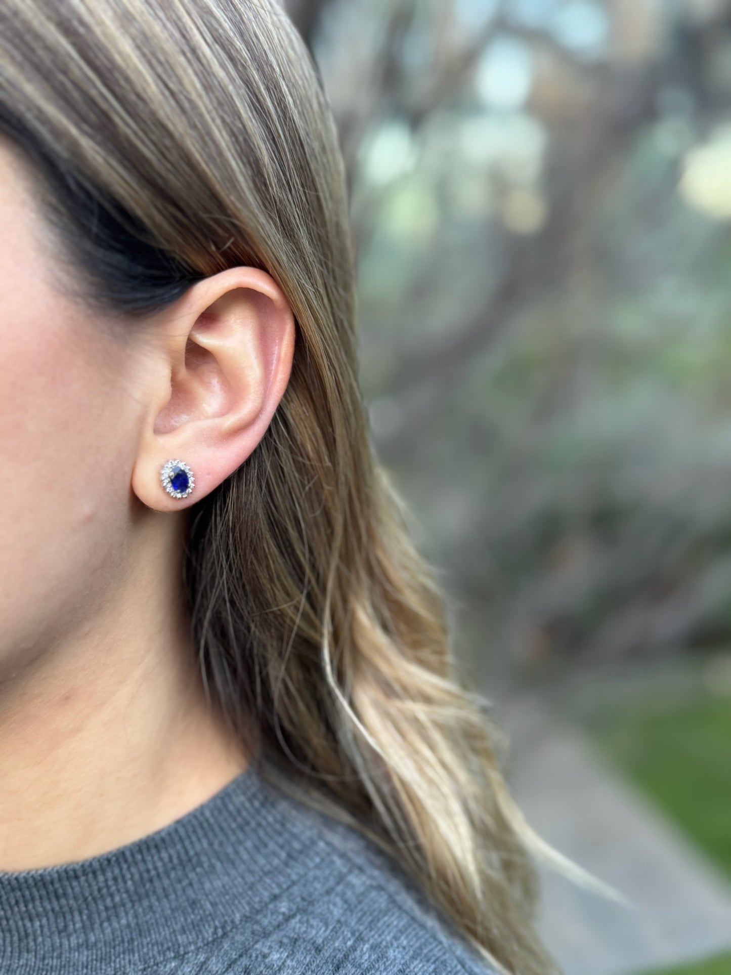Aretes Estrella Zafiro y Diamantes en Oro 14k