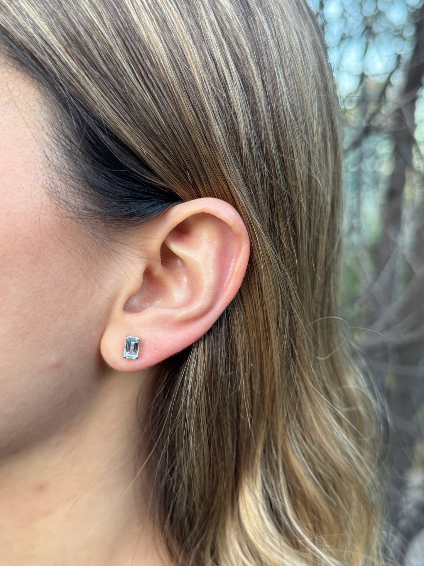 Studs Aguamarina en Oro 14k