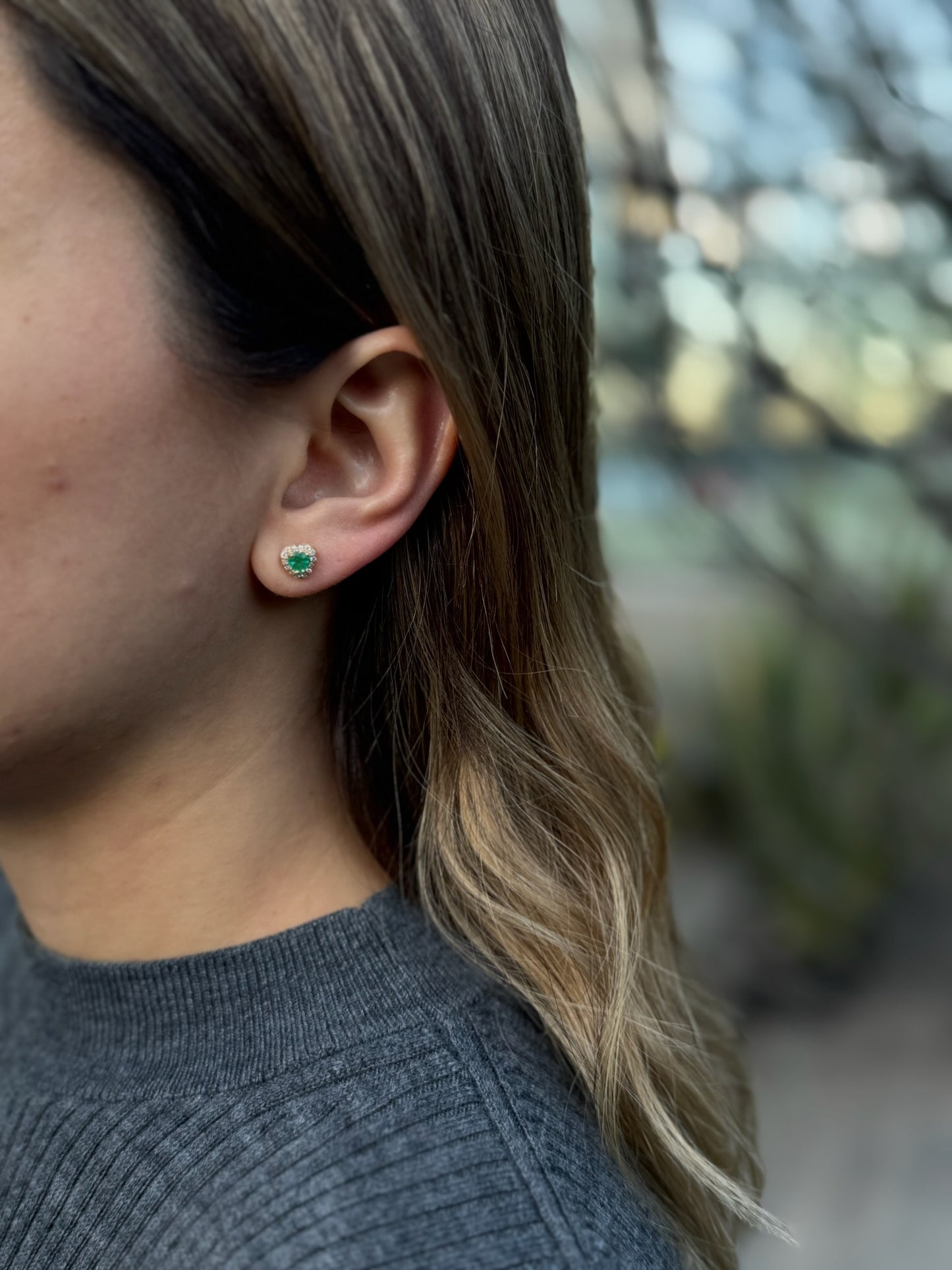 Aretes Esmeralda Corazón Oro 14k