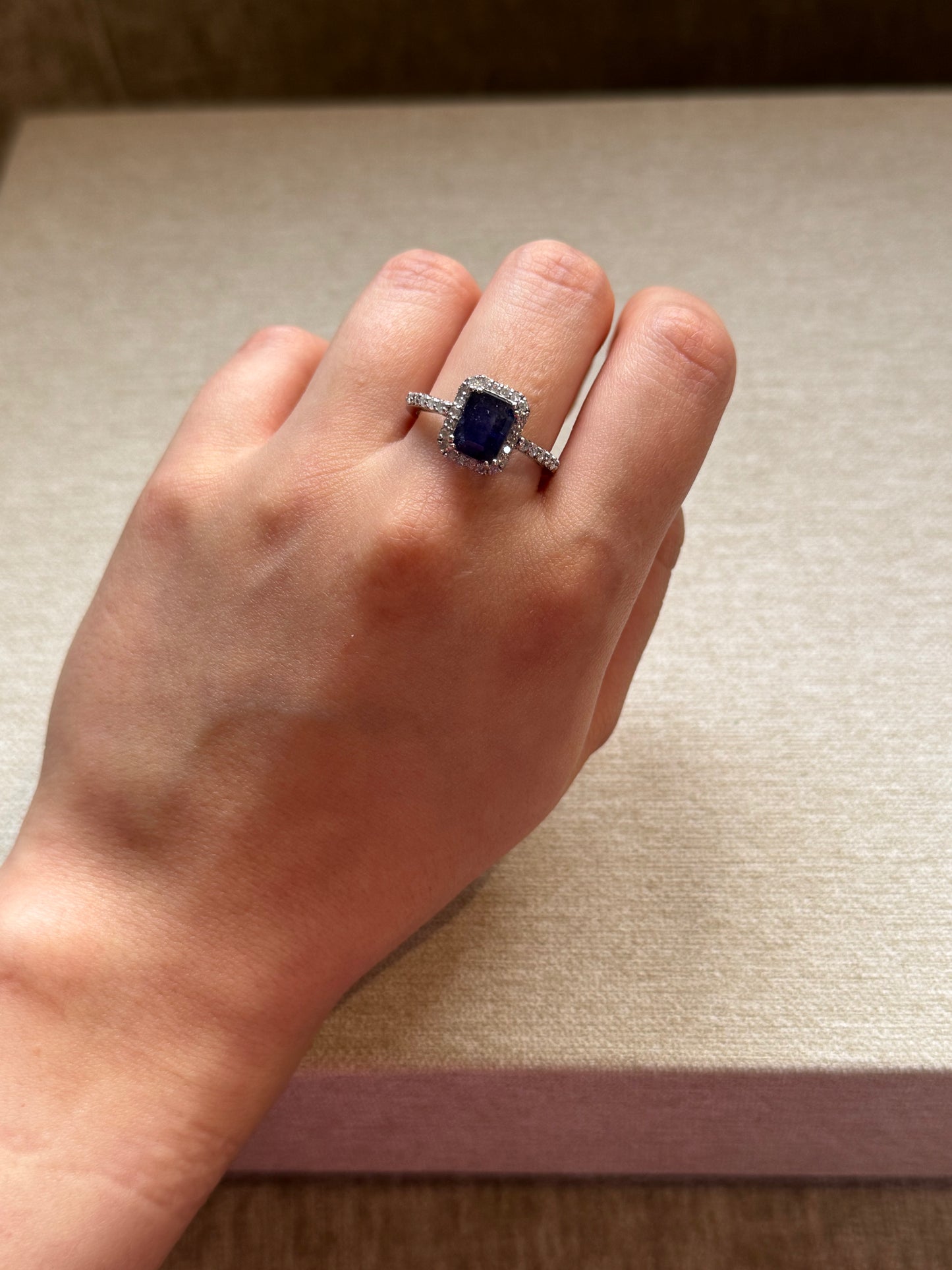 Anillo Zafiro y Halo de Diamante Oro 14k