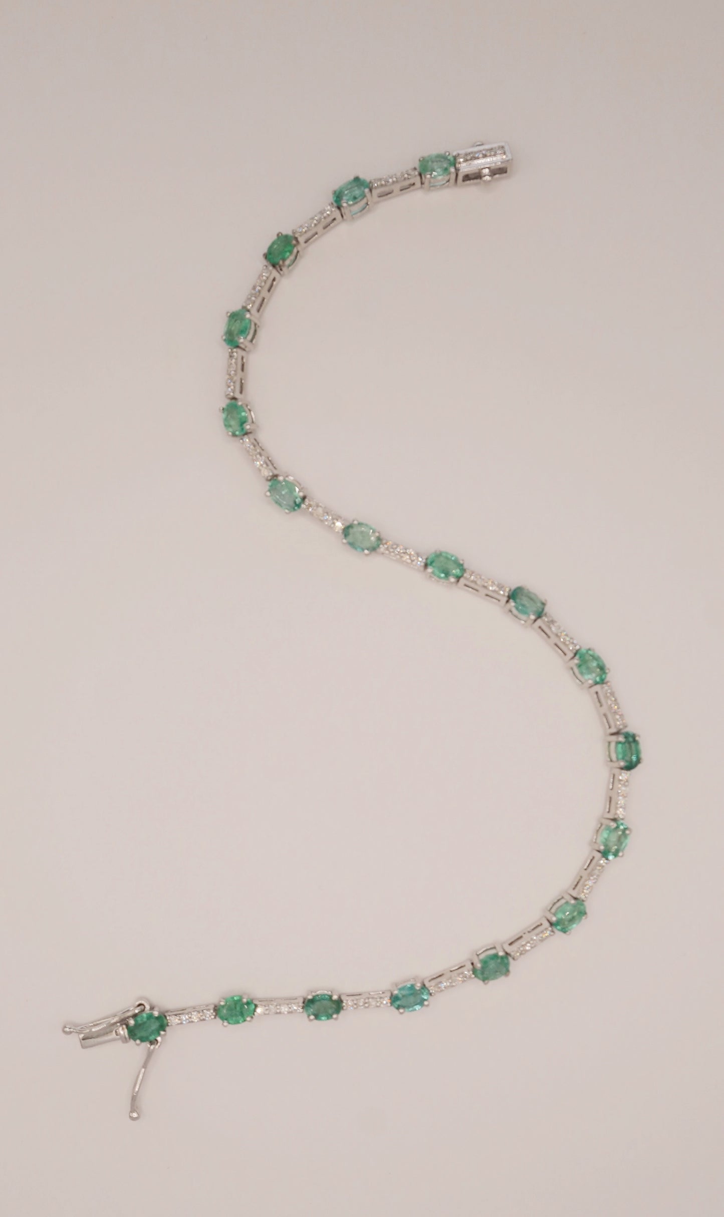 Pulsera Tennis con Esmeraldas
