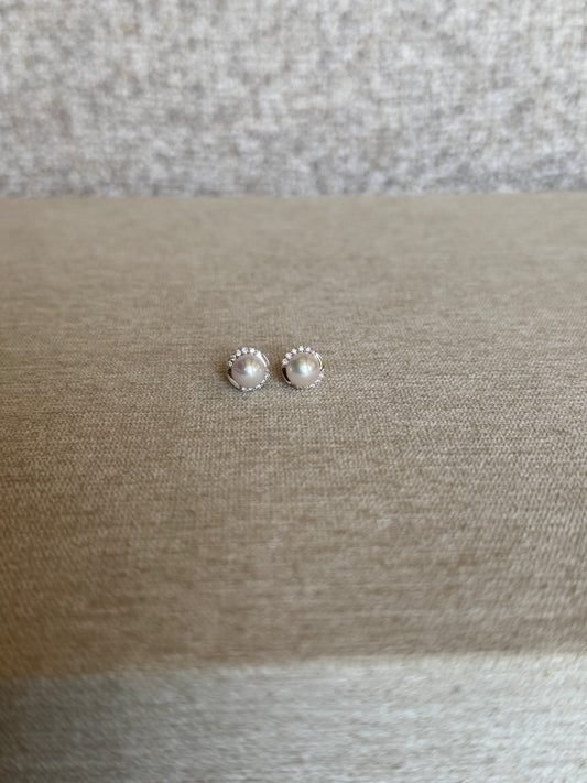 Aretes de Perlas y Diamantes en Oro 18k